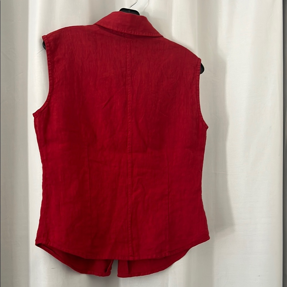 Sleeveless Linen Button-Up Top - Picture 12 of 12